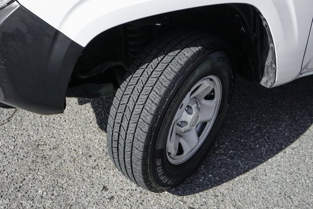 2016 Toyota Tacoma SR