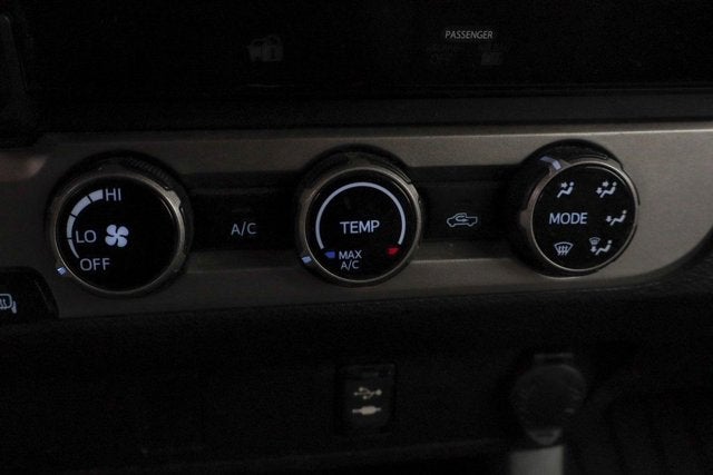 2016 Toyota Tacoma SR