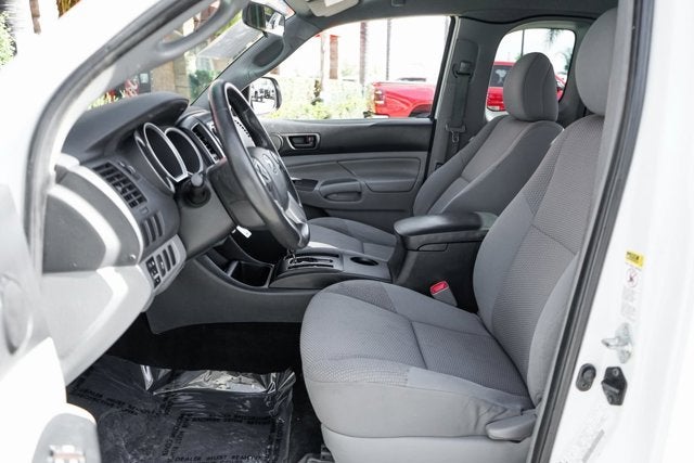 2014 Toyota Tacoma Base