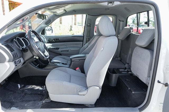 2014 Toyota Tacoma Base