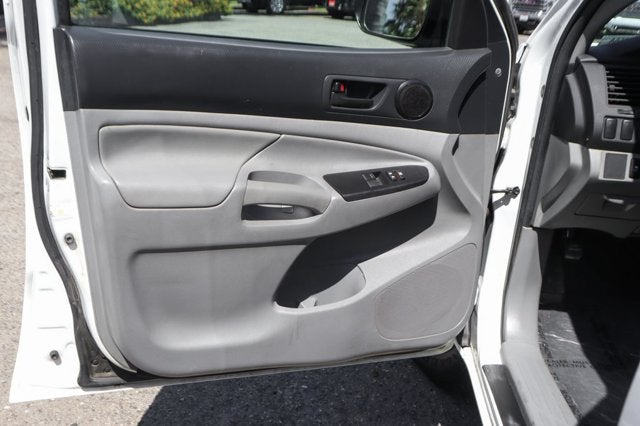 2015 Toyota Tacoma Base