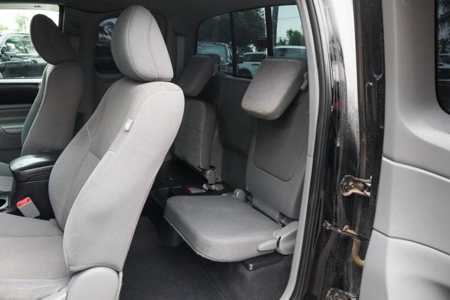 2015 Toyota Tacoma Base