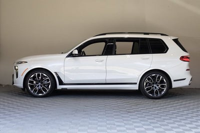 2023 BMW X7 xDrive40i