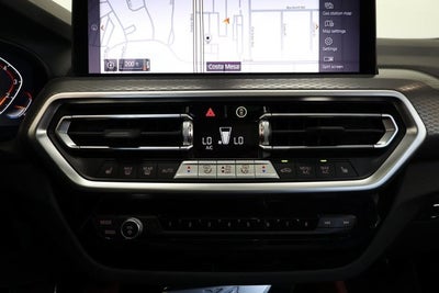 2024 BMW X4 xDrive30i