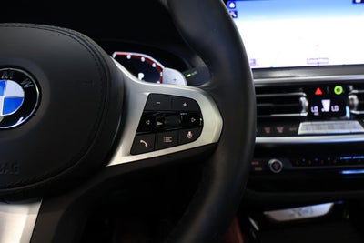 2025 BMW X4 xDrive30i