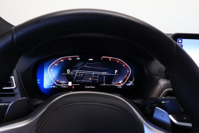 2025 BMW X4 xDrive30i