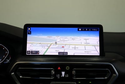 2025 BMW X4 xDrive30i