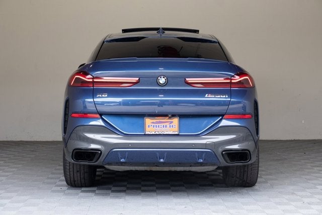 2022 BMW X6 M50i