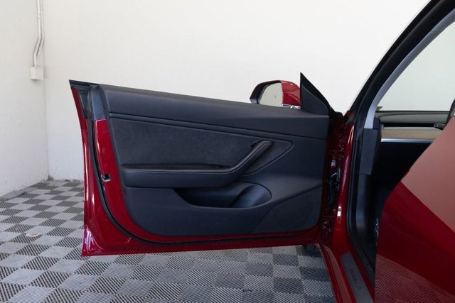 2019 Tesla Model 3 Mid Range