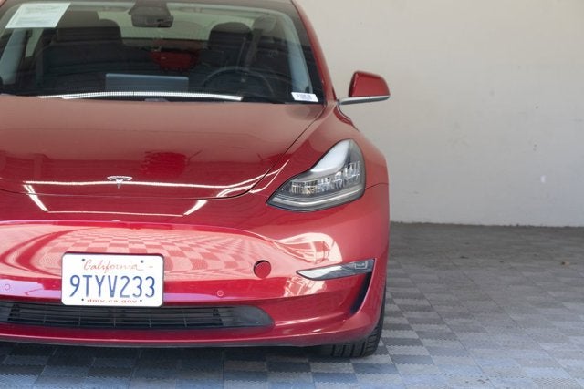 2019 Tesla Model 3 Mid Range