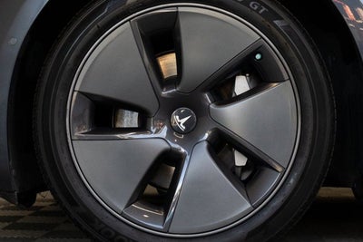 2022 Tesla Model 3 Base