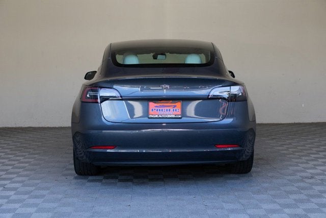 2022 Tesla Model 3 Base