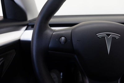 2022 Tesla Model 3 Base