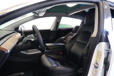 2019 Tesla Model 3 Performance