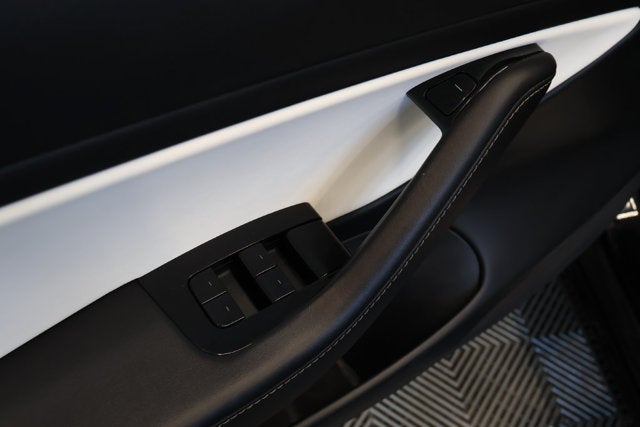 2020 Tesla Model 3 Performance