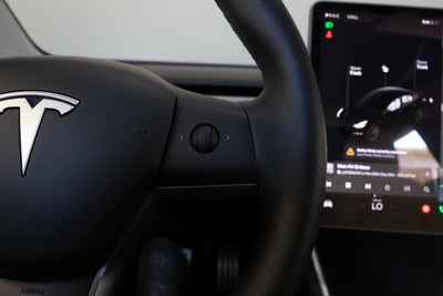 2020 Tesla Model 3 Performance