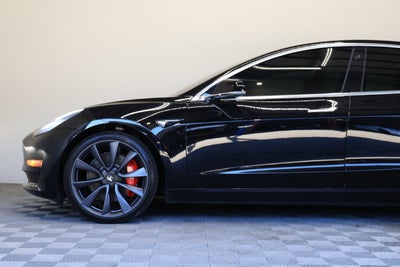 2020 Tesla Model 3 Performance