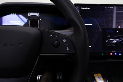 2024 Tesla Model S Base