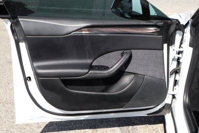 2022 Tesla Model S Base