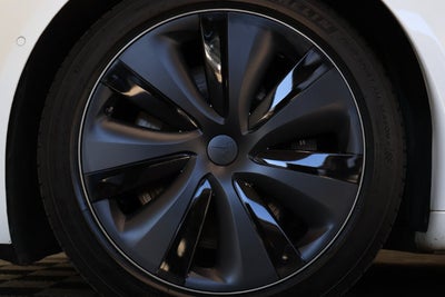 2022 Tesla Model S Base