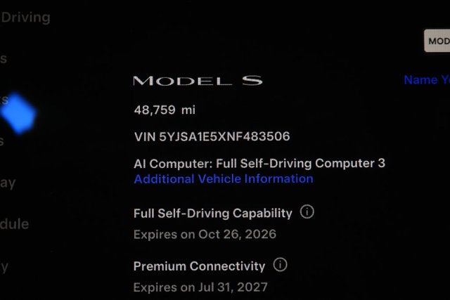 2022 Tesla Model S Base