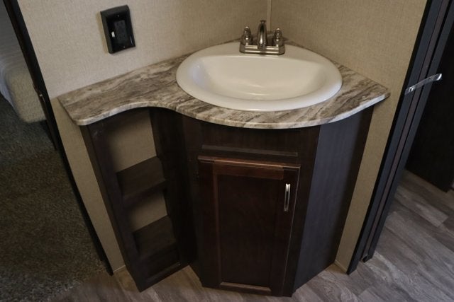 2019 Shasta Phoenix RV