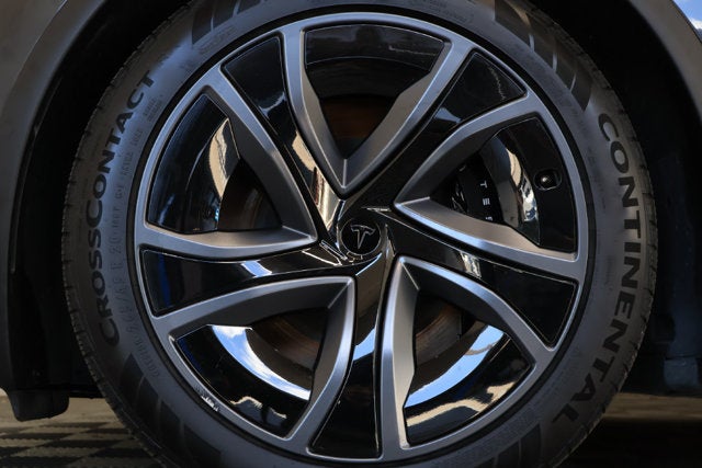 2026 Tesla Model X Base