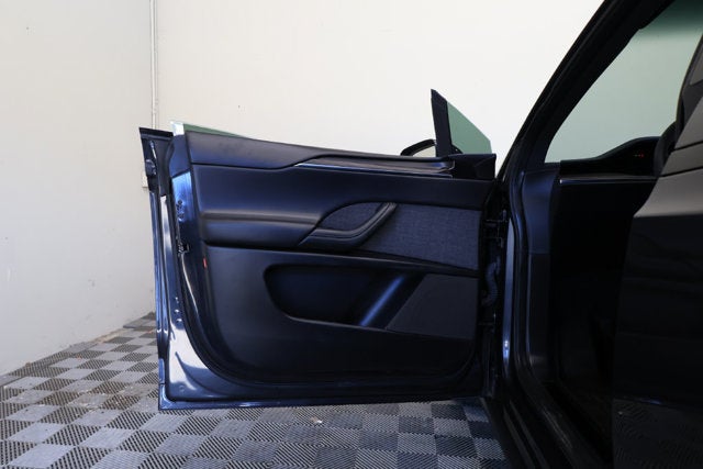 2026 Tesla Model X Base