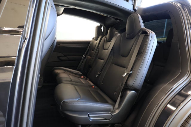 2026 Tesla Model X Base