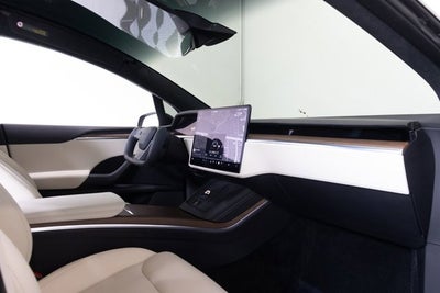 2023 Tesla Model X Standard Range
