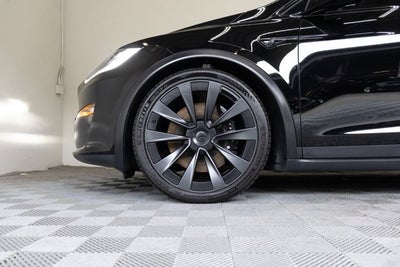 2023 Tesla Model X Standard Range