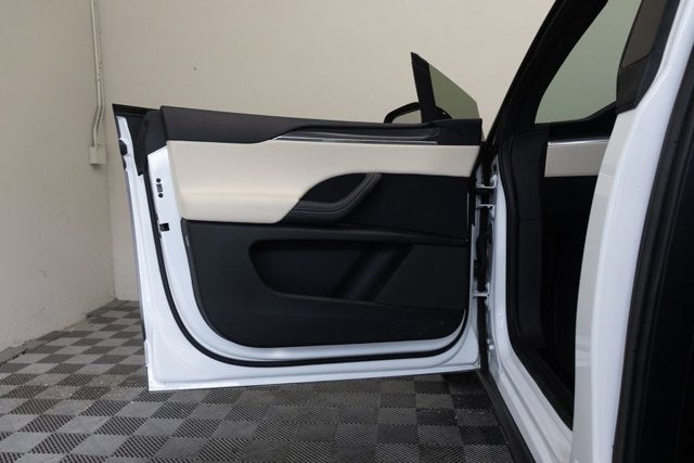 2022 Tesla Model X Plaid