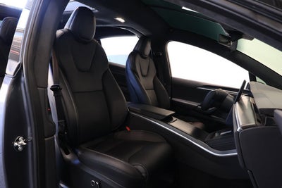 2022 Tesla Model X Plaid