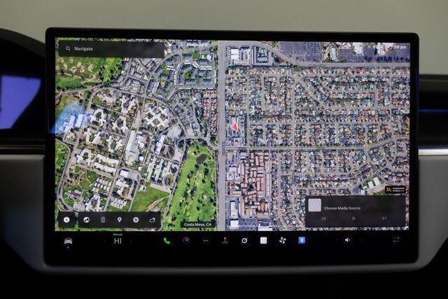 2022 Tesla Model X Plaid