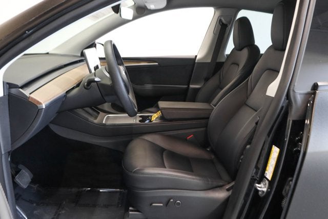 2025 Tesla Model Y Long Range