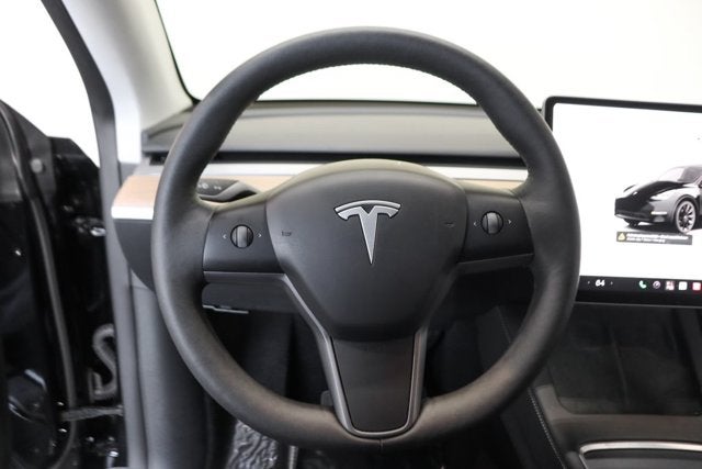 2025 Tesla Model Y Long Range