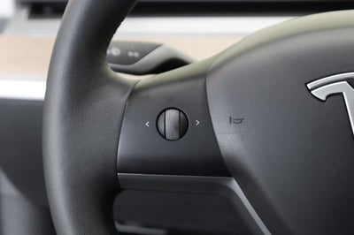 2025 Tesla Model Y Long Range