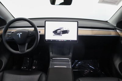 2025 Tesla Model Y Long Range