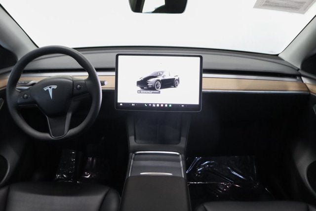 2025 Tesla Model Y Long Range