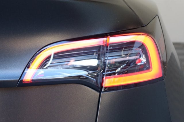 2025 Tesla Model Y Long Range