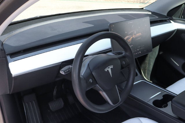 2025 Tesla Model Y Long Range