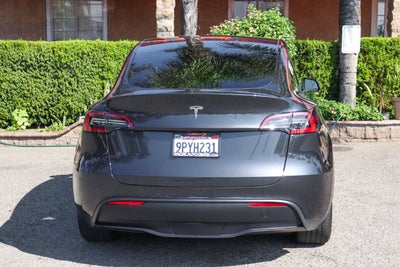 2025 Tesla Model Y Long Range