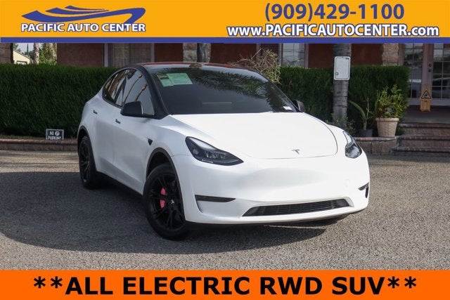 2024 Tesla Model Y Long Range Rear Wheel Drive's photo