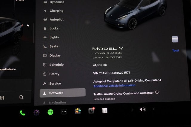2024 Tesla Model Y Long Range