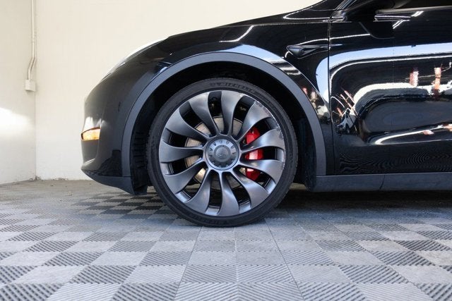 2023 Tesla Model Y Performance