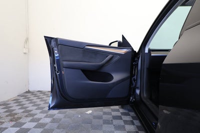 2024 Tesla Model Y Performance