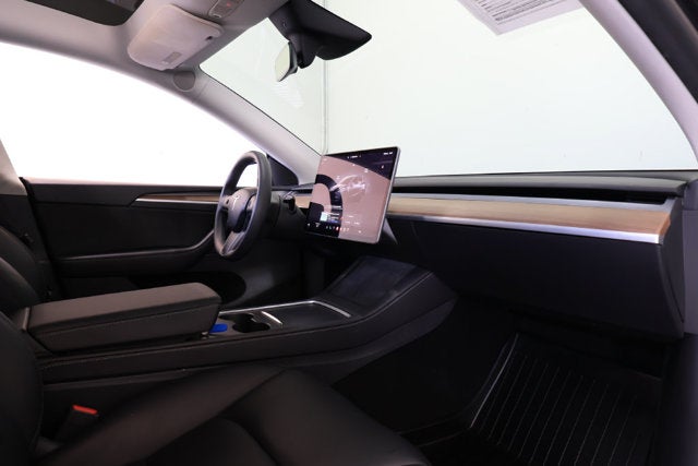 2024 Tesla Model Y Performance