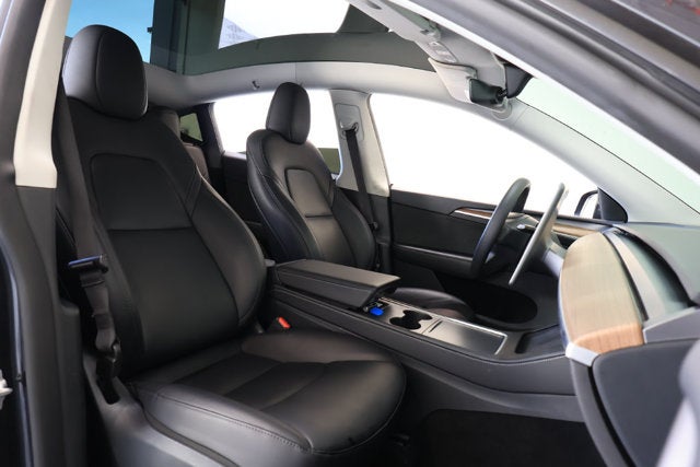 2024 Tesla Model Y Performance