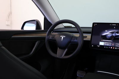 2024 Tesla Model Y Performance