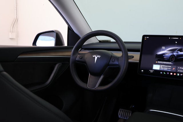 2024 Tesla Model Y Performance